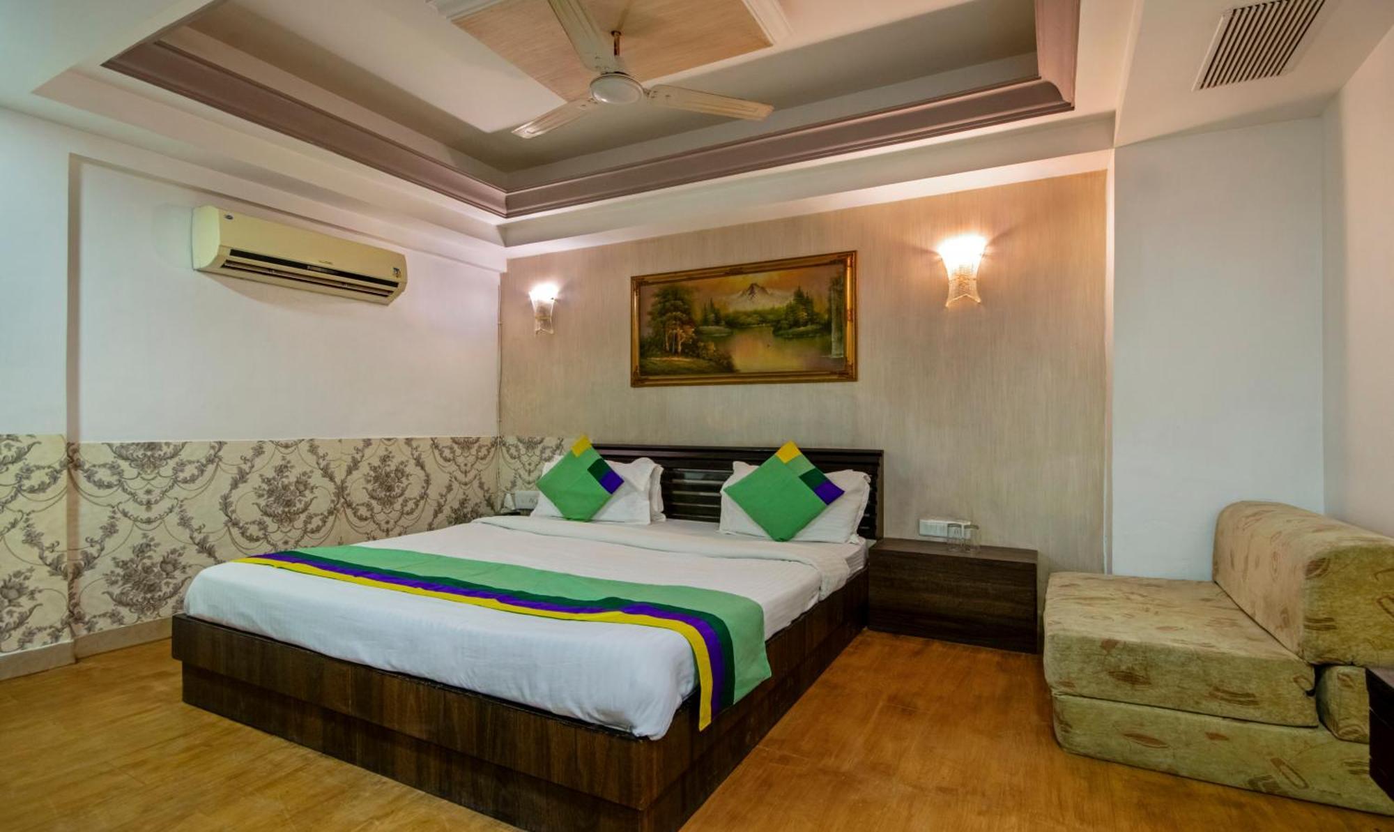 Itsy Hotels Shree Krishna Palace Ахмедабад Екстер'єр фото